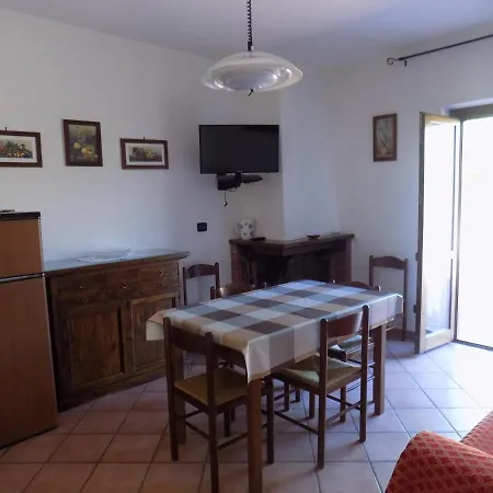 Holiday home Apartment In The Vineyards For Up To 4 People *
