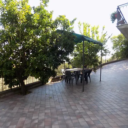 Apartment In The Vineyards For Up To 4 People Casa de Férias *