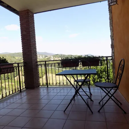 Apartment In The Vineyards For Up To 4 People Casa de Férias